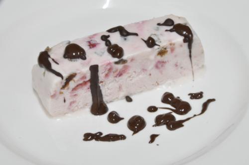 Jak uvařit mražená jahodová pochoutka s tvarohem? Snadné recept, připravený za Do 30 minut